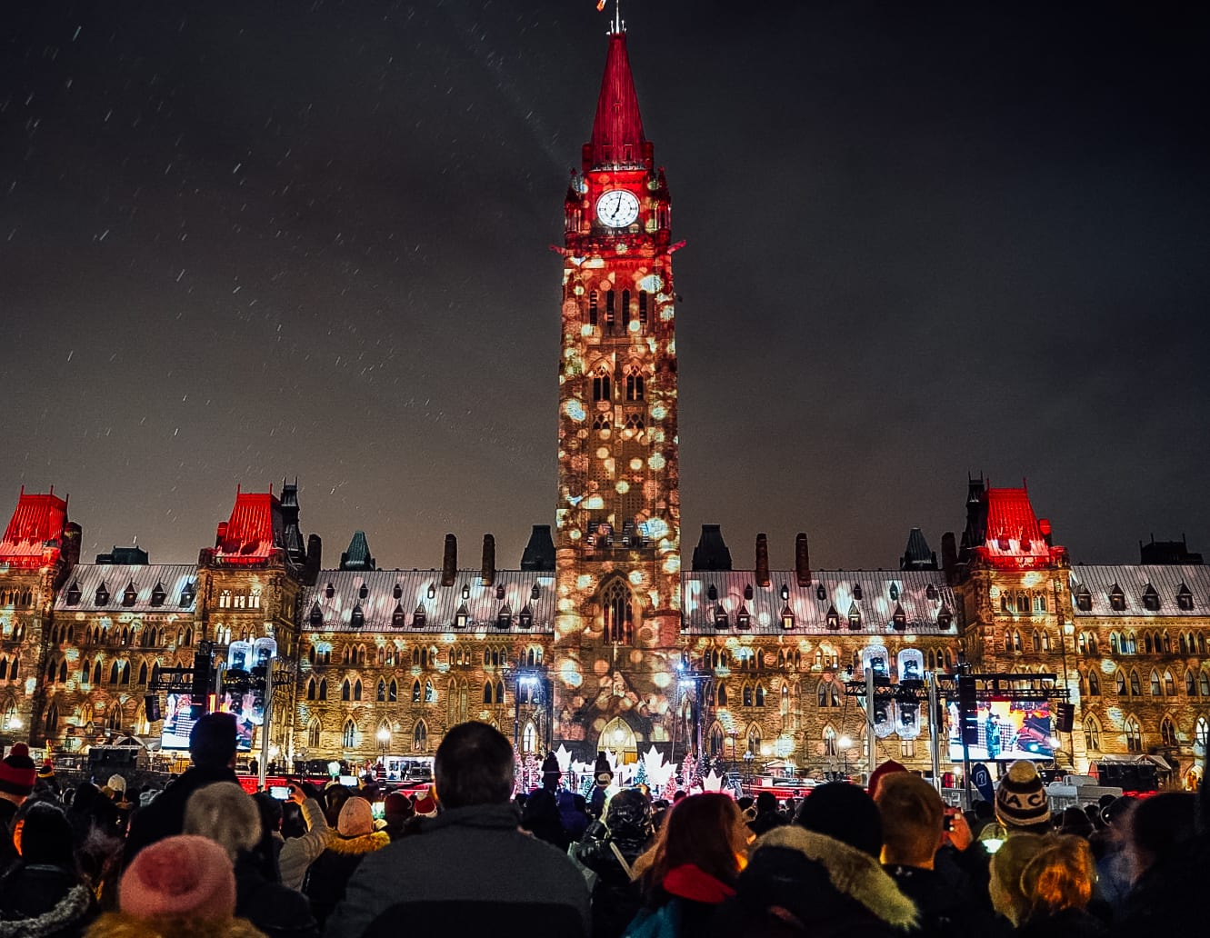 get-in-the-holiday-spirit-with-this-ottawa-christmas-guide-2023